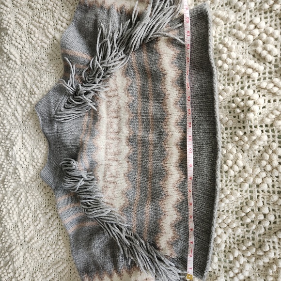 Free People HEIRLOOM  Mayan Traveler Sweater - Picture 9 of 13